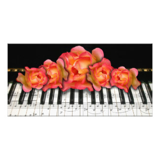 Roses de clavier de piano et notes de musique carte photo r60553abdfb6c452e9477bc12af895413 vgjpz 8byvr 324